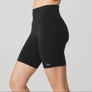 ALO Yoga Biker Shorts
